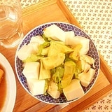 アボカド、豆腐、レタスのシンプルサラダ
